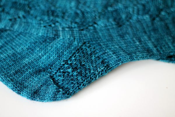 A close up on the slip stitch heel pattern