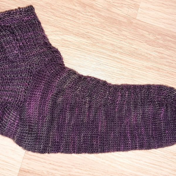 Steffi knit her XL Tìorail in stash yarn