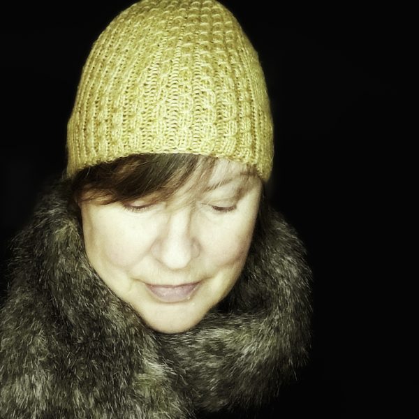 Monia used Cabourg from Bergere de France 70% acrylic, 30% hemp for her adult sized hat
