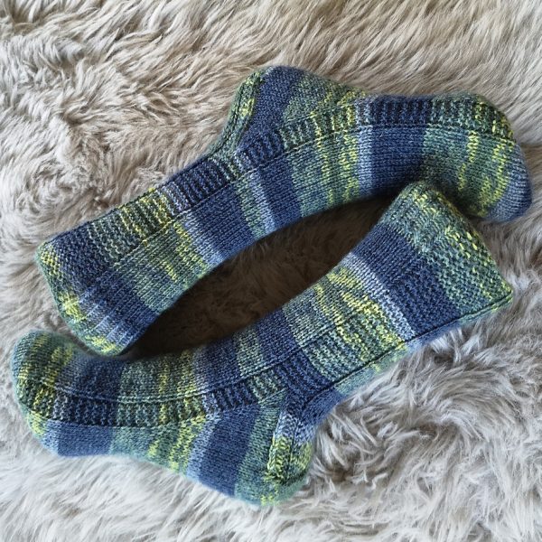 Katharina made her pair of small socks in Tedi Handmade with Love Sockenwolle Multi