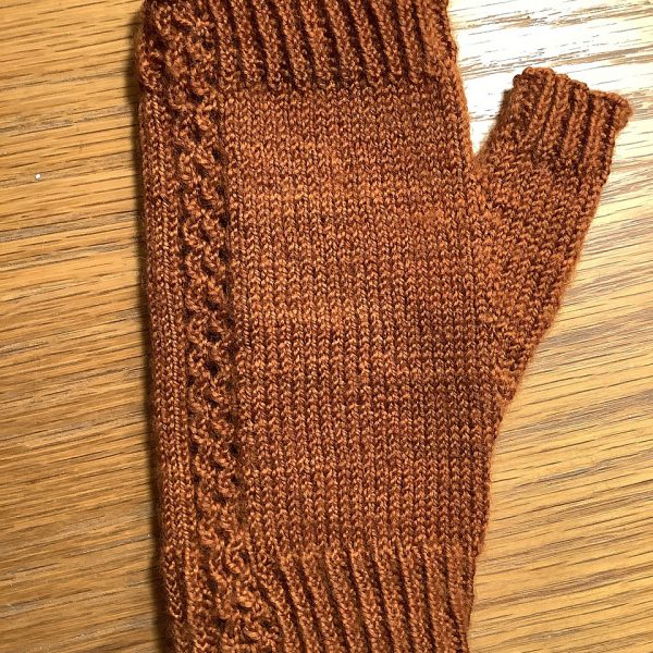 Kim knit her M1 mitt in Miss Babs Yummy 2 ply