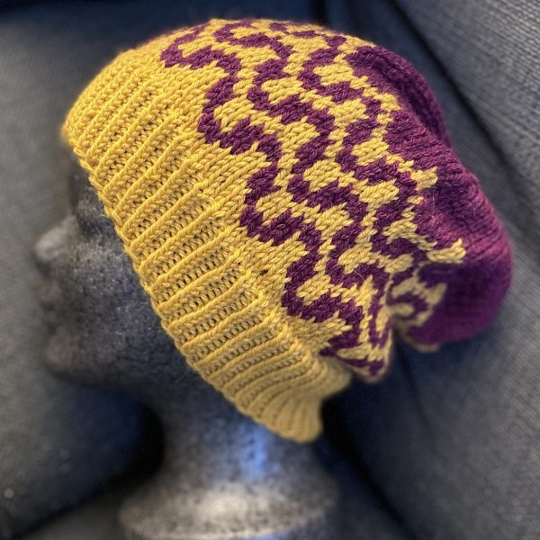 Bettina made her Adult sized Pirl Hat in Drops Lima